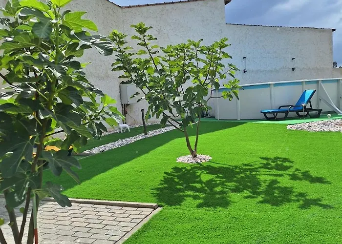 Dom wakacyjny Local Terreiro